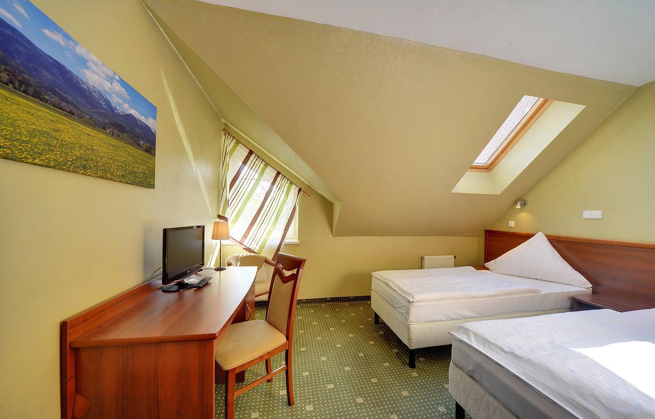 קרפאז' Hotel Belweder - Przy Hotelu Golebiewski מראה חיצוני תמונה