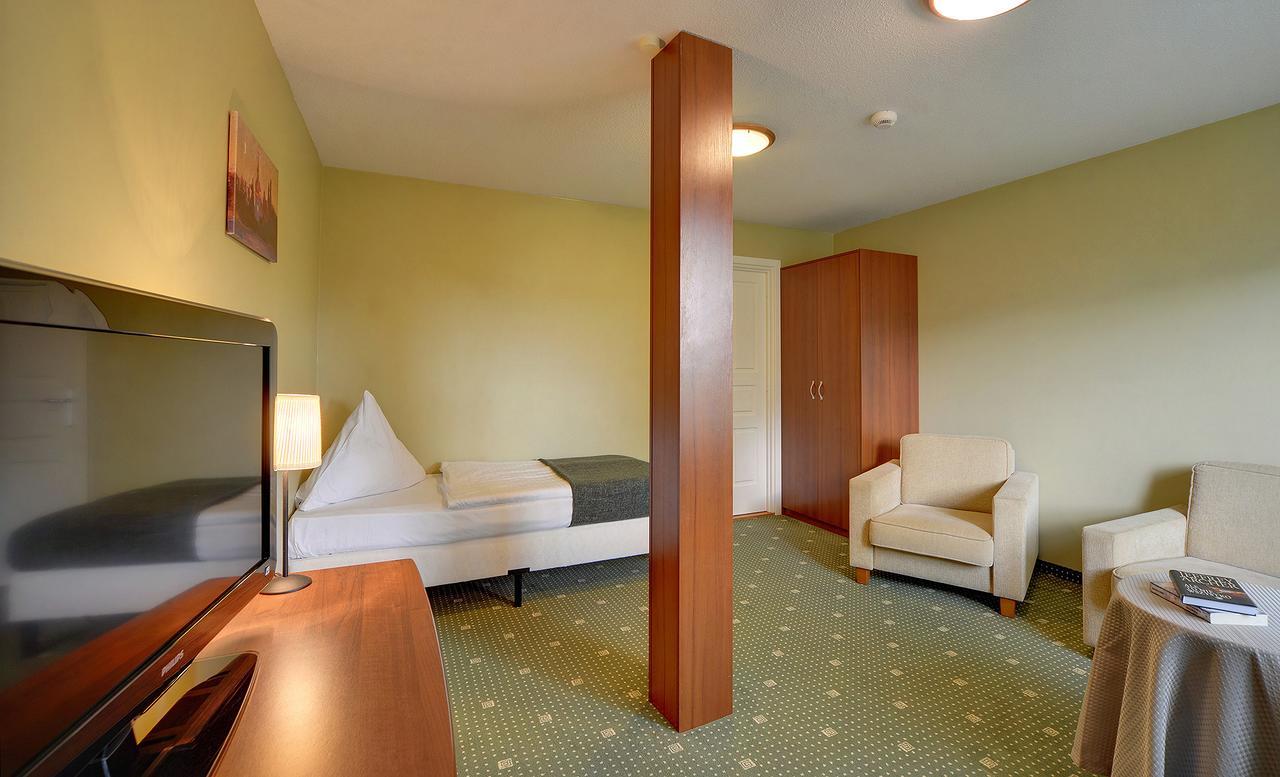 קרפאז' Hotel Belweder - Przy Hotelu Golebiewski מראה חיצוני תמונה