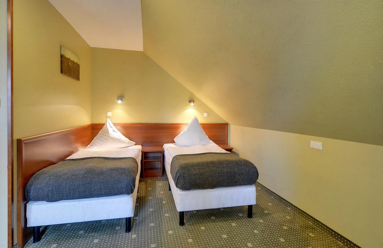קרפאז' Hotel Belweder - Przy Hotelu Golebiewski מראה חיצוני תמונה