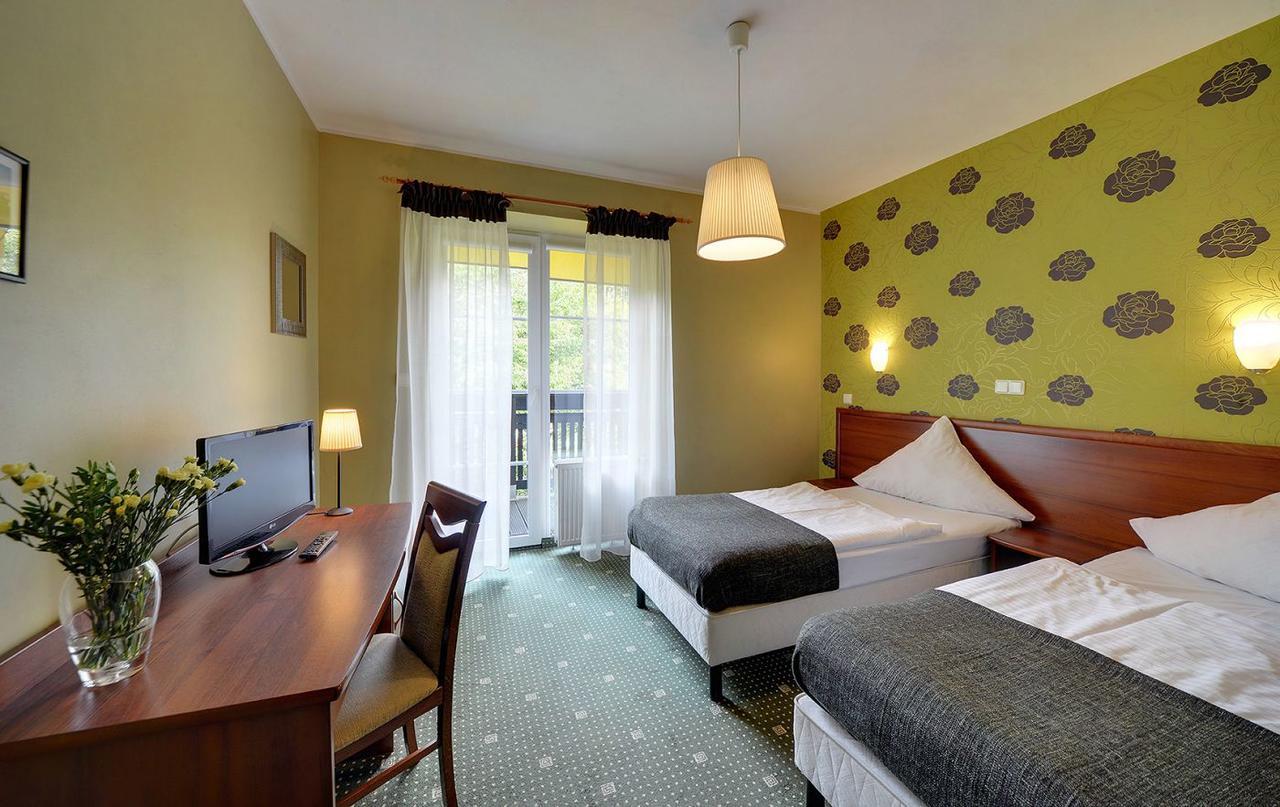 קרפאז' Hotel Belweder - Przy Hotelu Golebiewski מראה חיצוני תמונה