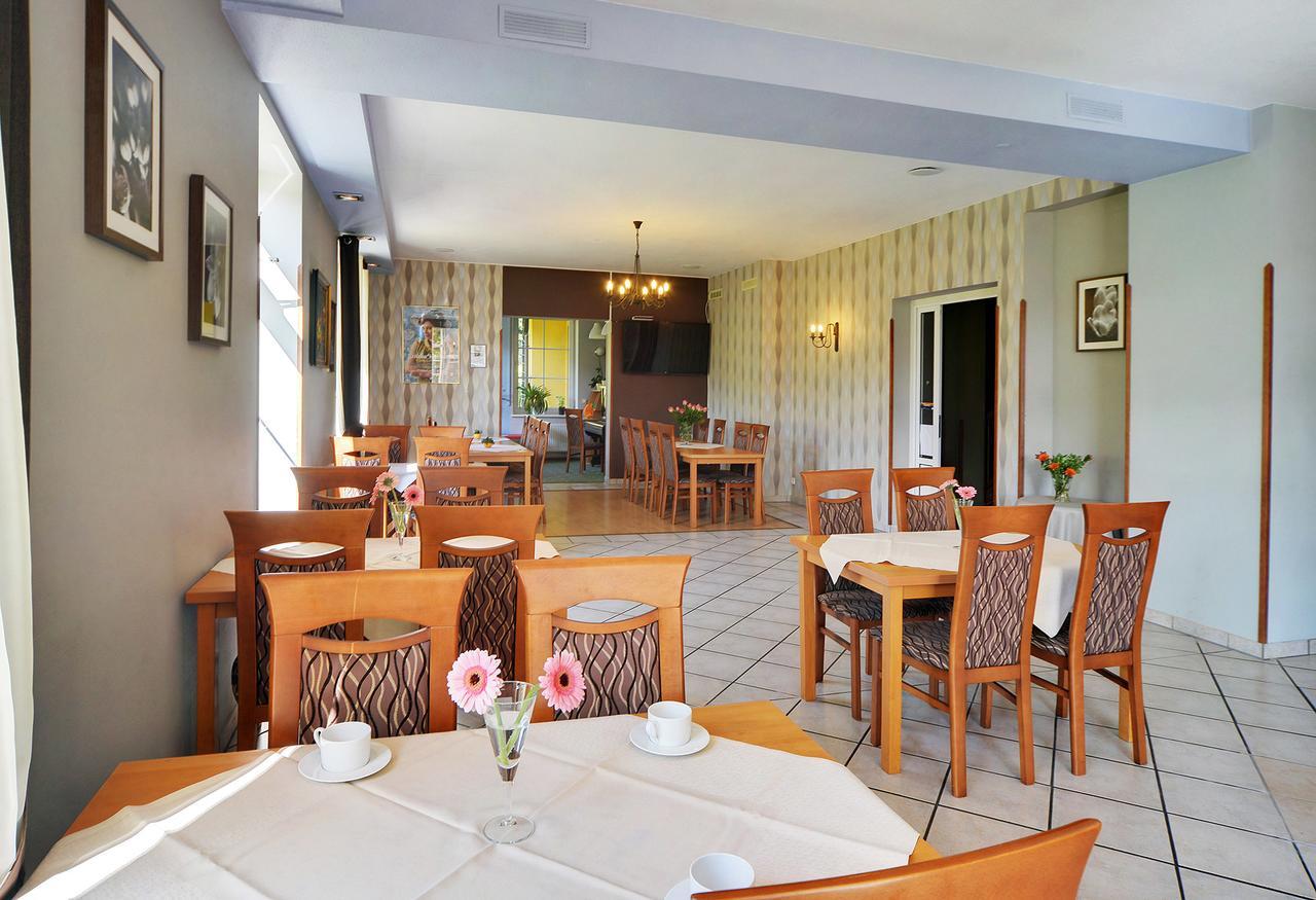 קרפאז' Hotel Belweder - Przy Hotelu Golebiewski מראה חיצוני תמונה